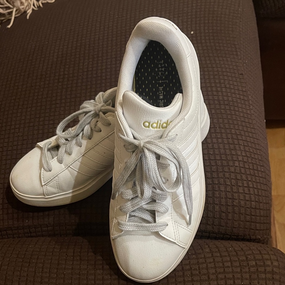 Adidas Women's White and Gray Sneakers